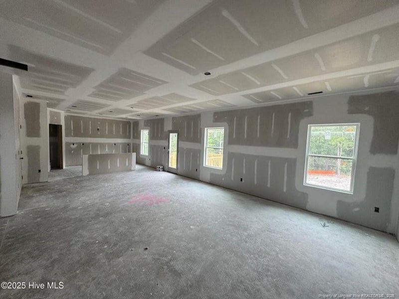 204 Horse Trot Ln, Sanford, NC 27332