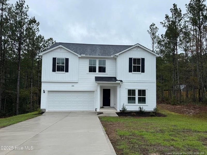 204 Horse Trot Ln, Sanford, NC 27332