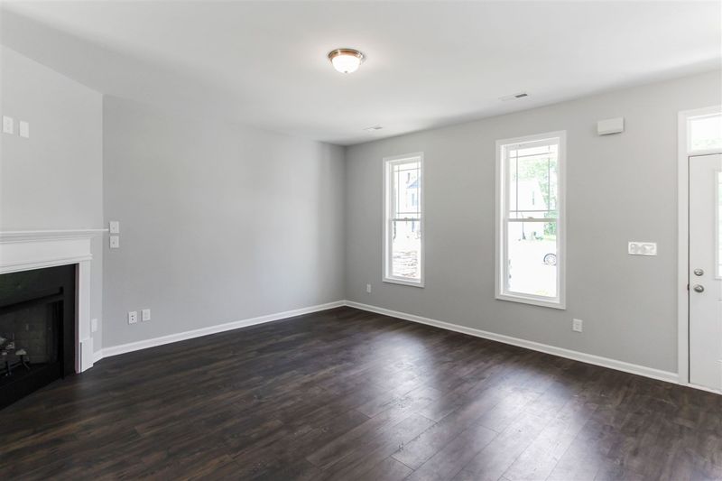 204 S Kramer Pa, Clayton, NC 27527