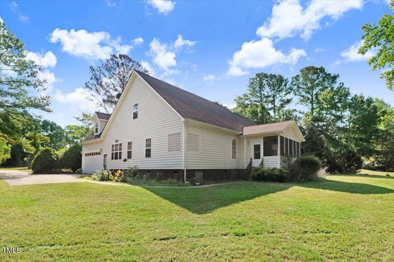 204 Lane Tree Dr, Goldsboro, NC 27530