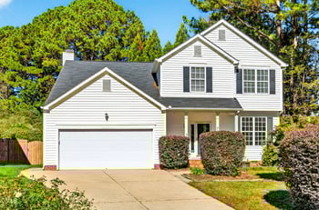 204 Leafgate Ct, Holly Springs, NC 27540
