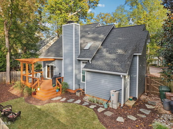 204 Leeward Ct, Cary, NC 27511