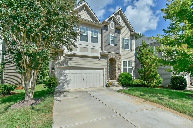 204 Legends Way, Chapel Hill, NC 27516