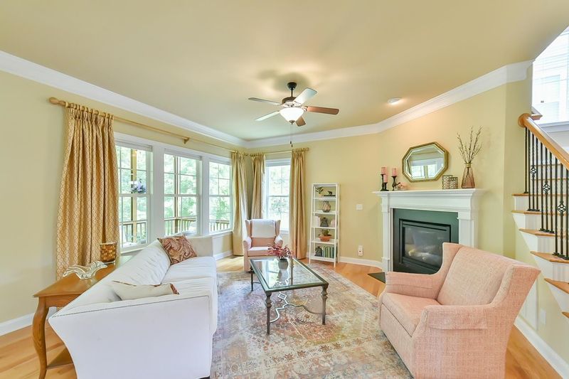 204 Legends Way, Chapel Hill, NC 27516