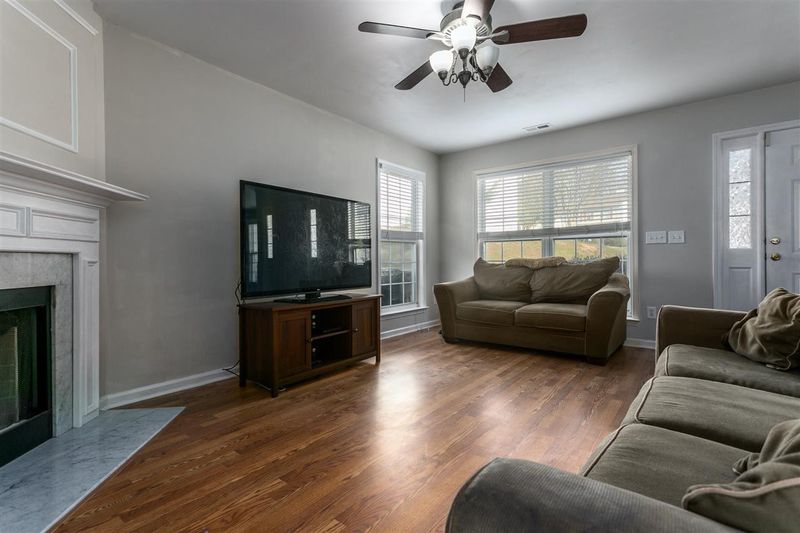 204 Lindell Dr, Apex, NC 27539