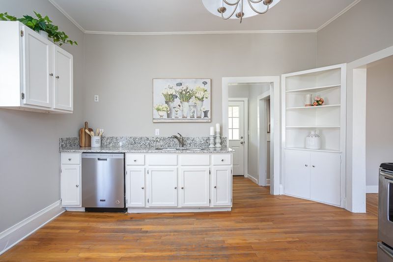 204 Long Ave, Graham, NC 27253