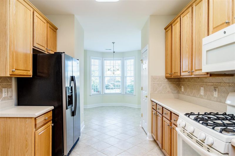 204 Muir Brook Pl, Cary, NC 27519