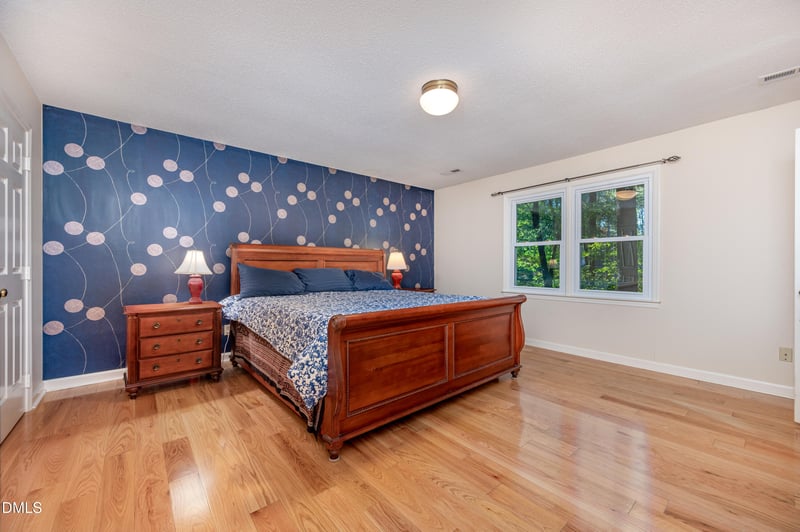 204 O'kelly Ln, Cary, NC 27511