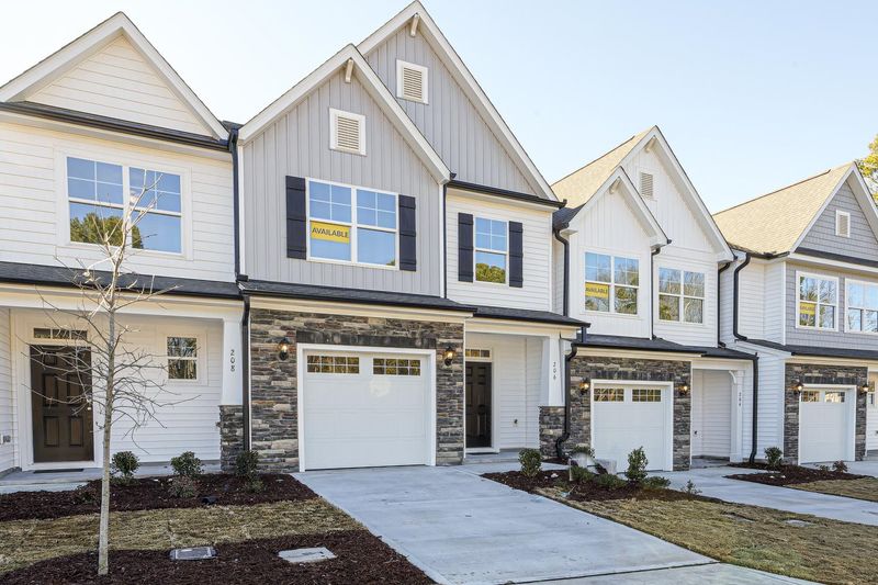 204 Oakchest Ct #DW76, Durham, NC 27703