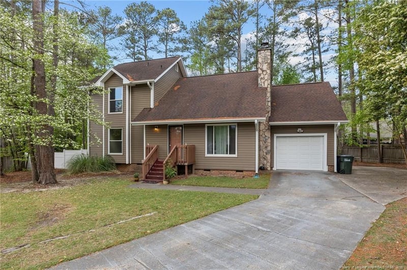 204 Offing Ct, Fayetteville, NC 28314