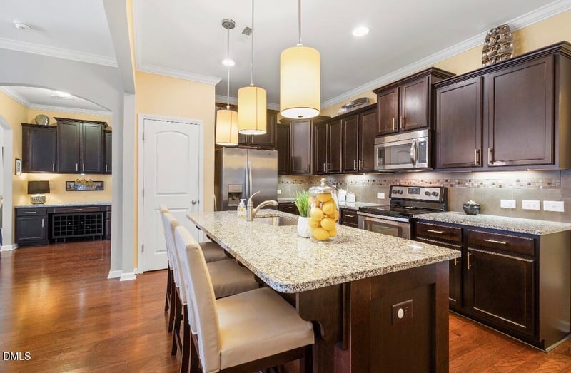 204 Old Castle Dr, Morrisville, NC 27560