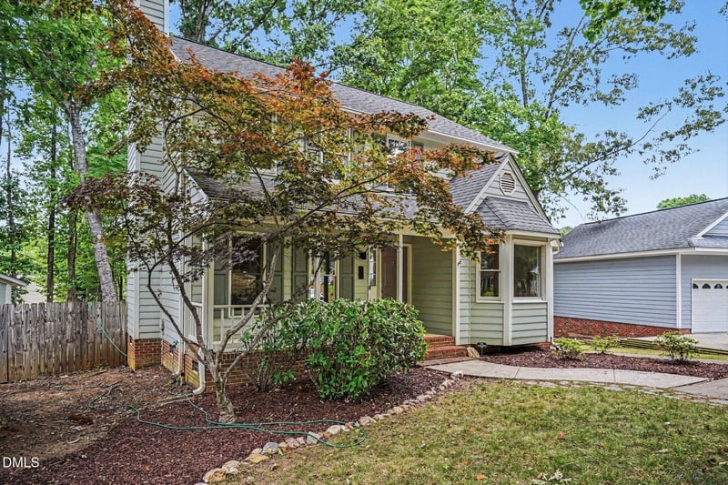 204 Oscar Ln, Cary, NC 27513