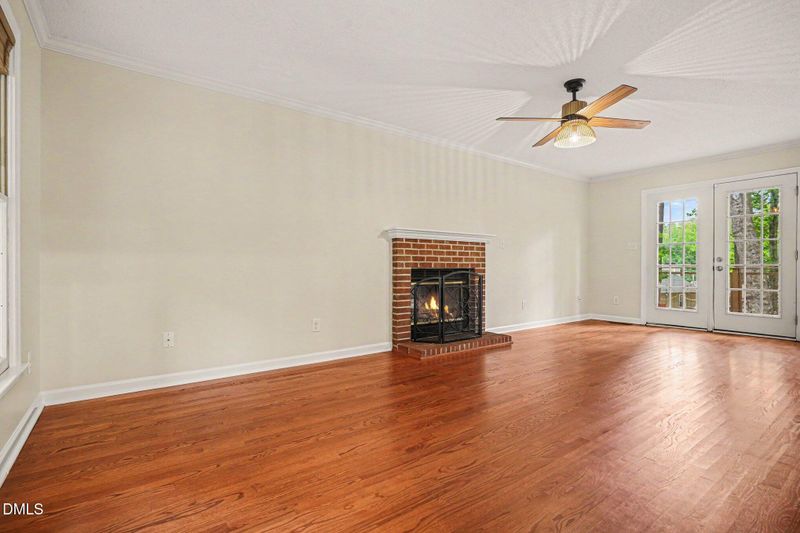 204 Oscar Ln, Cary, NC 27513