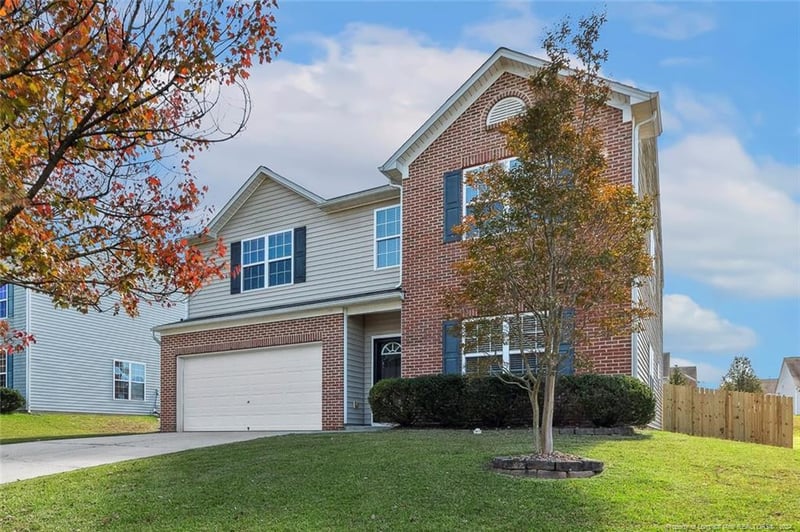 204 Palace Green Ln, Sanford, NC 27330