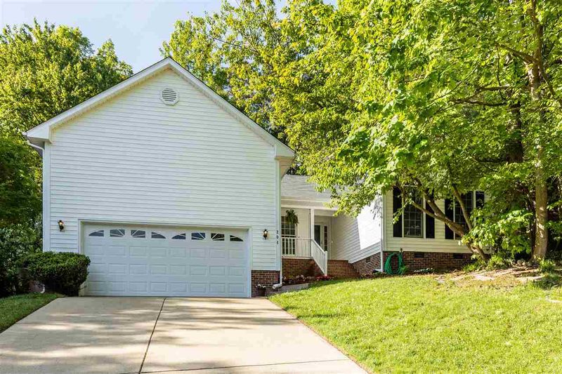 204 Penchant Ct, Cary, NC 27513