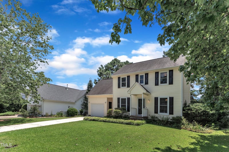 204 Perry Farms Dr, Apex, NC 27502