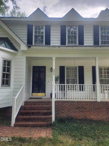 204 Phauff Ct, Cary, NC 27513
