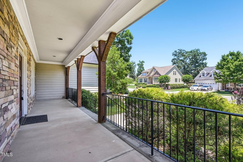 204 Plantation Dr, Youngsville, NC 27596