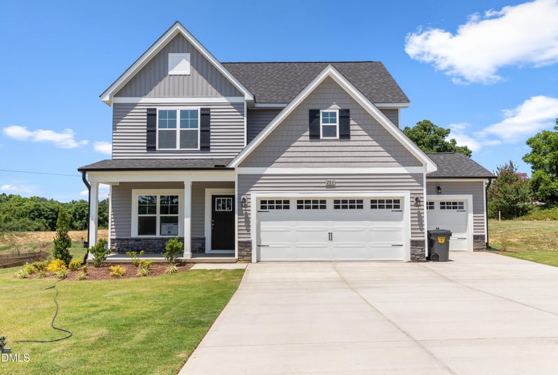 204 Rabbit Run Dr, Smithfield, NC 27577