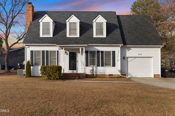 204 Rainham Ct, Fayetteville, NC 28314