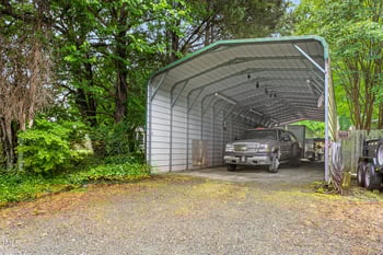 204 Random Ln, Burlington, NC 27215