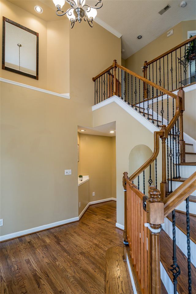 204 Red Field St, Cary, NC 27513