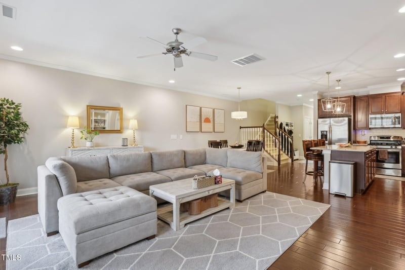 204 Ribbon Walk Ln, Holly Springs, NC 27540