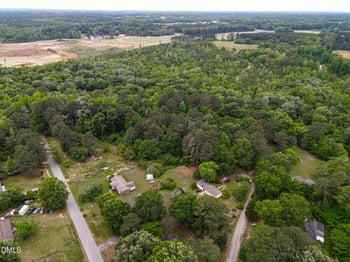 204 Riverside Dr, Zebulon, NC 27597