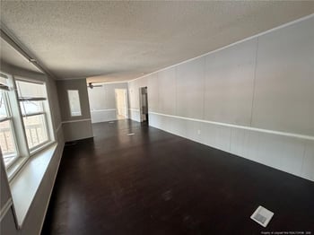 204 Riverview Dr, Vass, NC 28394