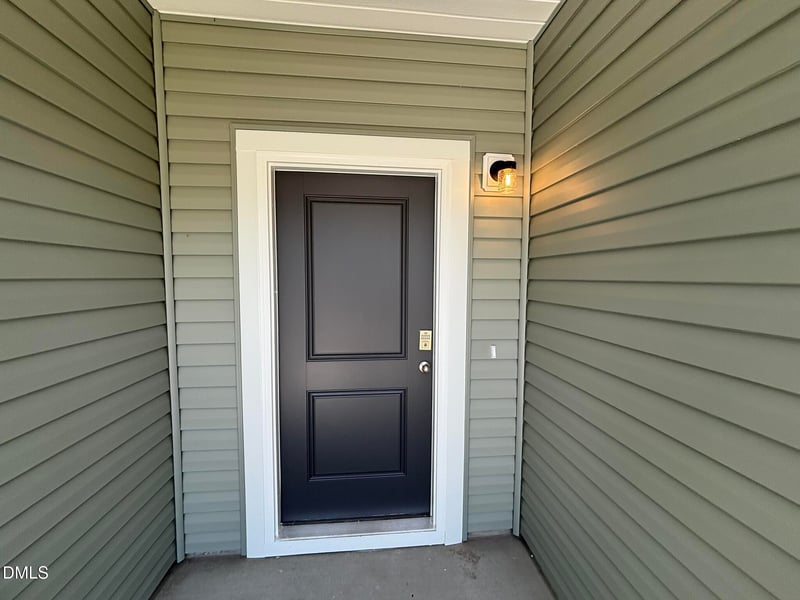 204 Shiloh Woods Cir, Smithfield, NC 27577