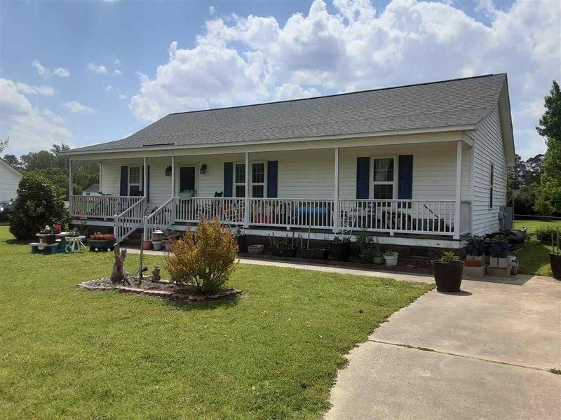 204 Skylar Ln, Four Oaks, NC 27524