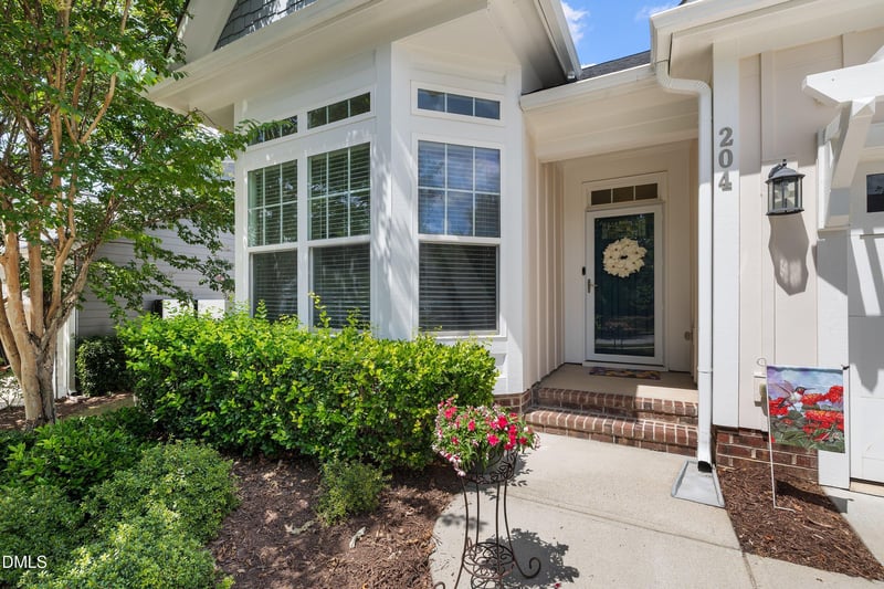204 Sour Mash Ct, Holly Springs, NC 27540