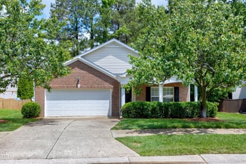 204 Southern Style Dr, Holly Springs, NC 27540
