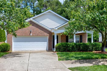204 Southern Style Dr, Holly Springs, NC 27540