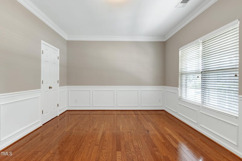 204 Southern Style Dr, Holly Springs, NC 27540