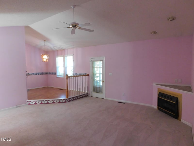 204 Southland Dr, Zebulon, NC 27597