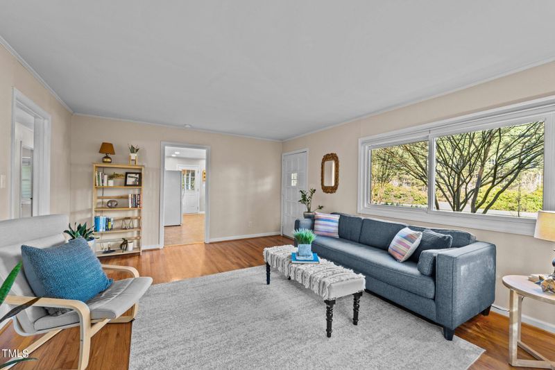 204 Stancell Dr, Chapel Hill, NC 27517