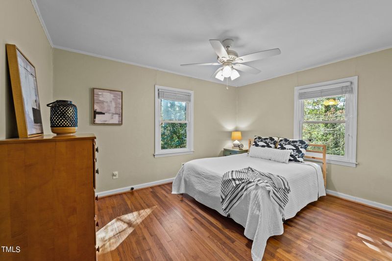 204 Stancell Dr, Chapel Hill, NC 27517