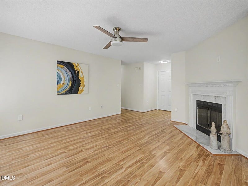 204 Stargate Rd, Holly Springs, NC 27540