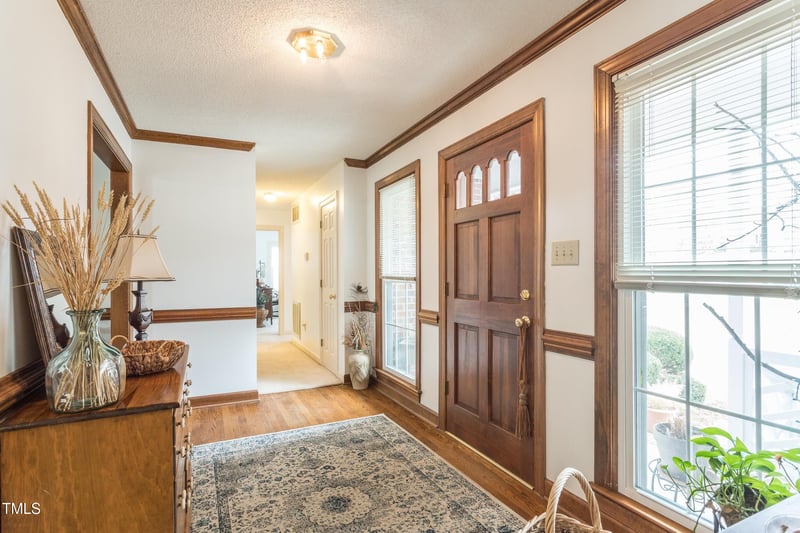 204 Stone Ln, Clayton, NC 27520