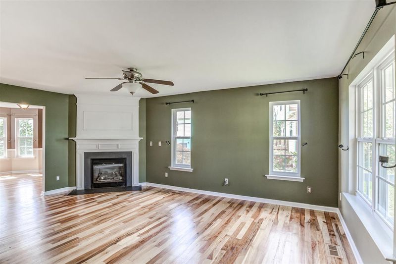 204 Stoney Dr, Durham, NC 27703