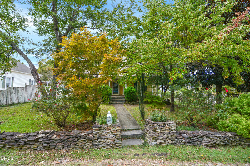 204 Sycamore St, Zebulon, NC 27597