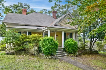 204 Sycamore St, Zebulon, NC 27597