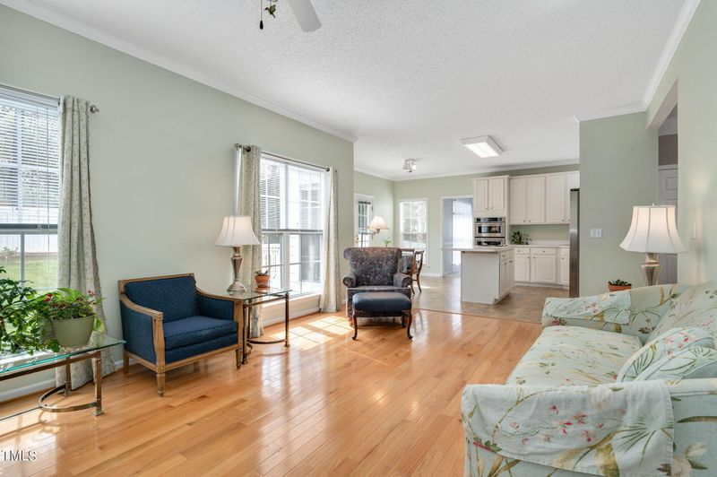 204 Tecumseh Ct, Cary, NC 27513