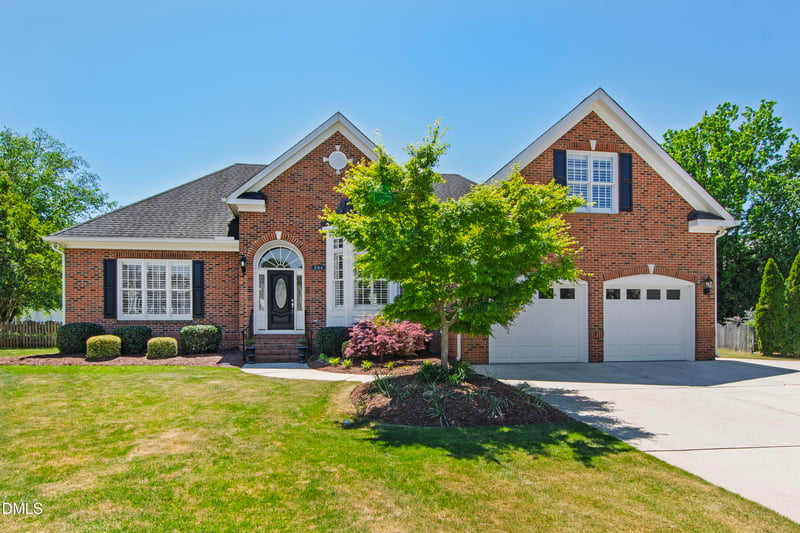 204 Temple Gate Dr, Cary, NC 27518