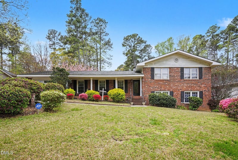 204 Tiffany Cir, Garner, NC 27529