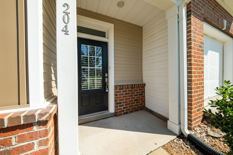 204 Traphill Dr, Morrisville, NC 27560