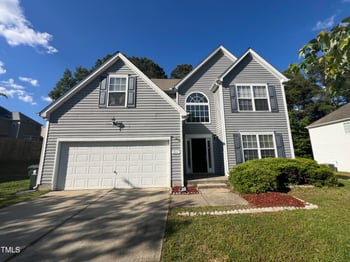 204 Trevor Ridge Dr, Holly Springs, NC 27540