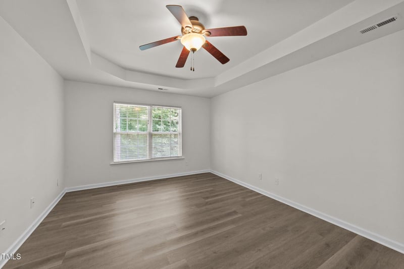 204 Trevor Ridge Dr, Holly Springs, NC 27540