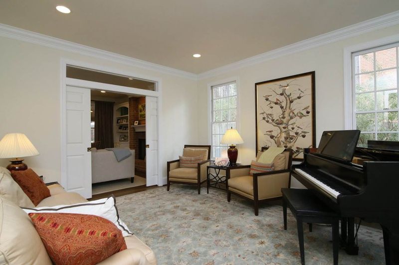 204 Ukiah Ln, Chapel Hill, NC 27514